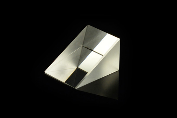 Right angle prism mirrors